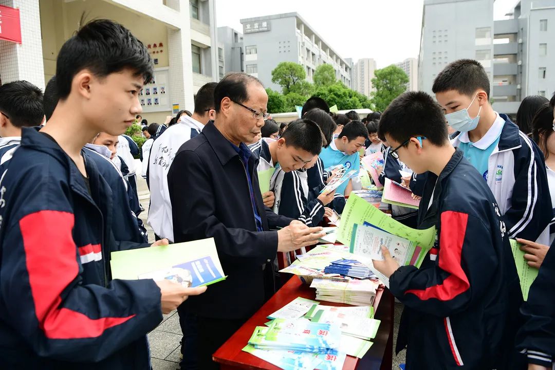 微信图片_20220523165758.jpg 微信图片_20220523165758.jpg