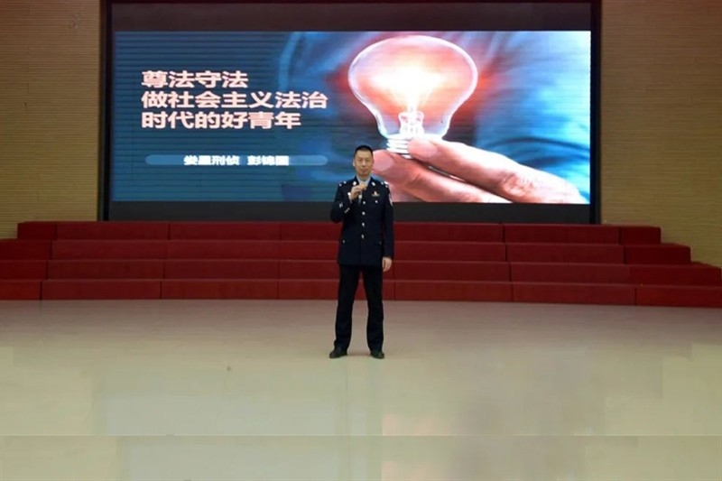 7082ba9b-f35f-4dc5-aa57-cf6bebd55445.jpg/